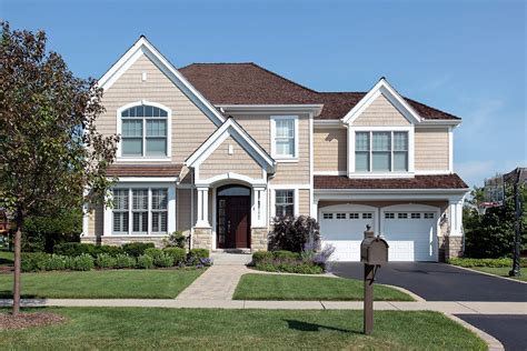 houses with brown roofs photos